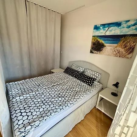 Jula 1 بوغورزيلكا